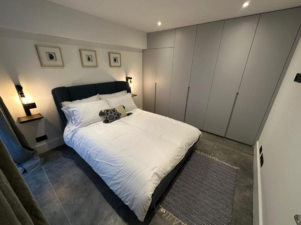 לונדון Two Bedroom House In Kilburn מראה חיצוני תמונה